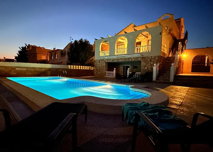 Bamari Villa